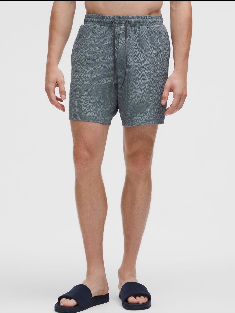 NWT Lululemon Textured Swim Short 7" Linerless in Simple Stripe Crater Blue Grey